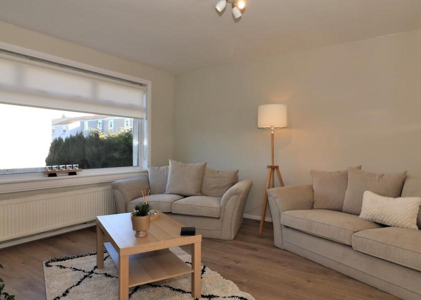 Scotland Airdrie Room