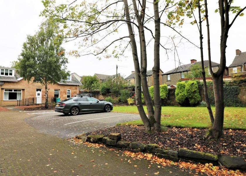 Scotland Airdrie Room