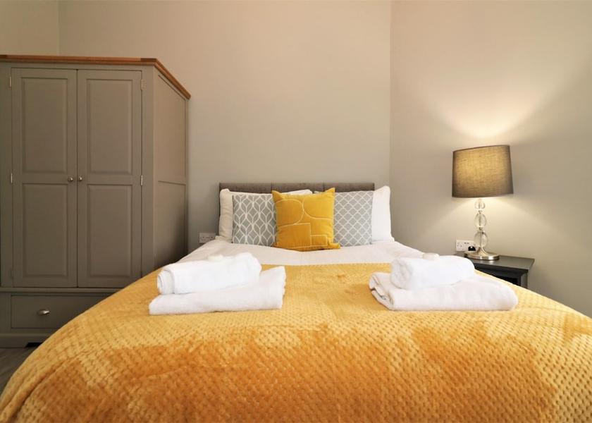 Scotland Airdrie Room