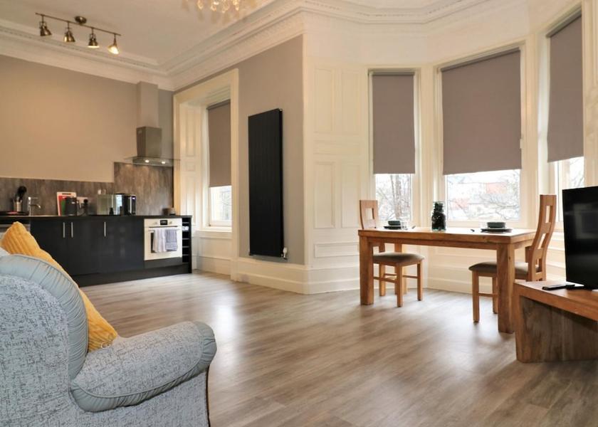 Scotland Airdrie Room