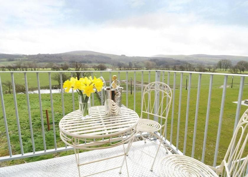 Wales Corwen Property Grounds