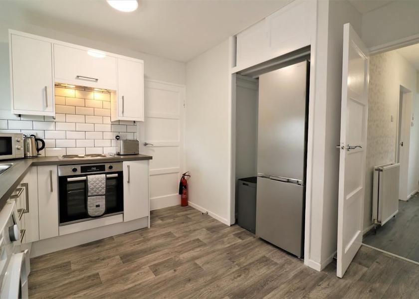 Scotland Airdrie Room