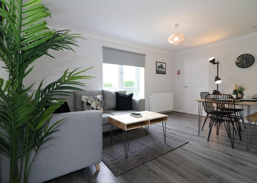 Scotland Airdrie Room