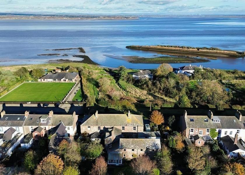 England Wigton Exterior Detail