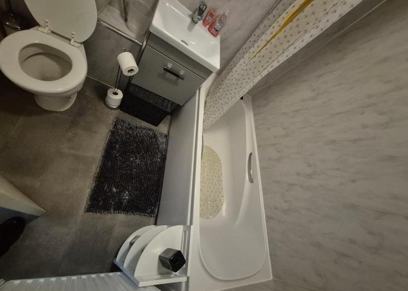 England Enfield Bathroom
