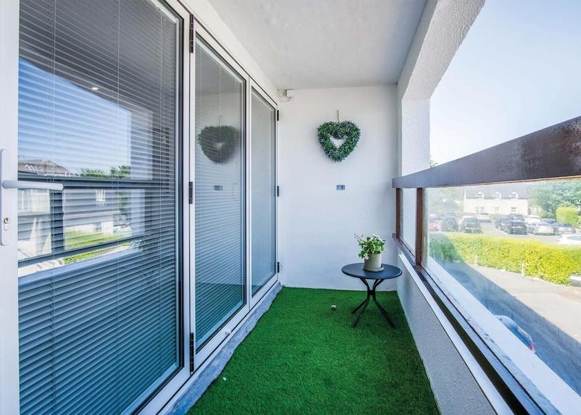 Wales Saundersfoot Property Grounds