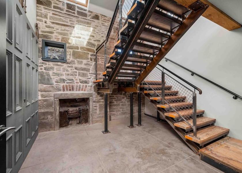 Scotland Dundee Room