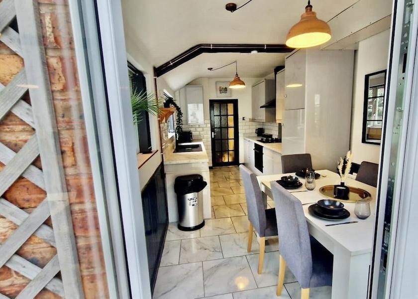England Wednesbury Kitchen