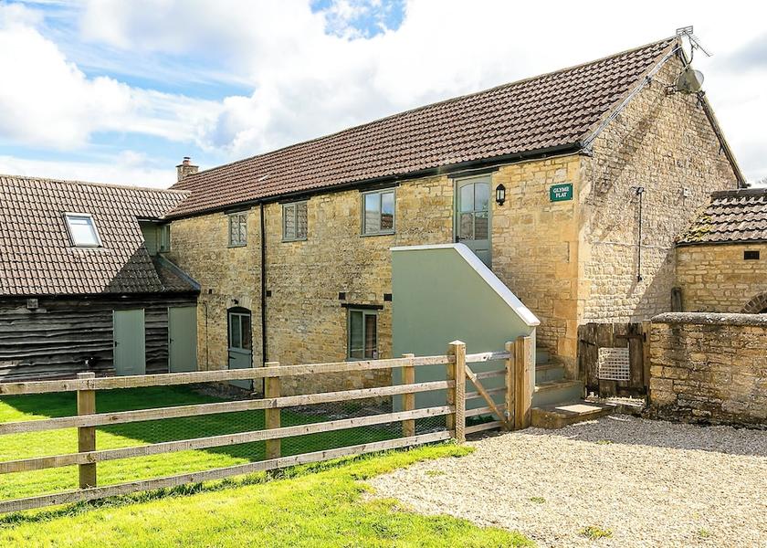 England Chipping Norton Exterior Detail