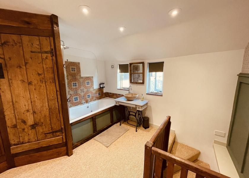 England Shaftesbury Kitchen