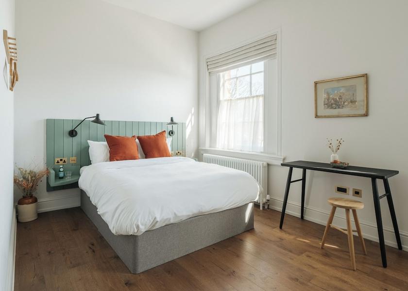 England Tamworth Room