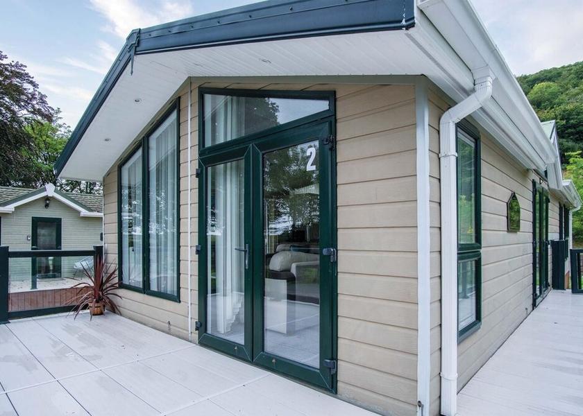 Wales Carmarthen Property Grounds