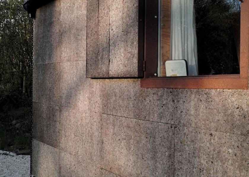 England Gillingham Exterior Detail