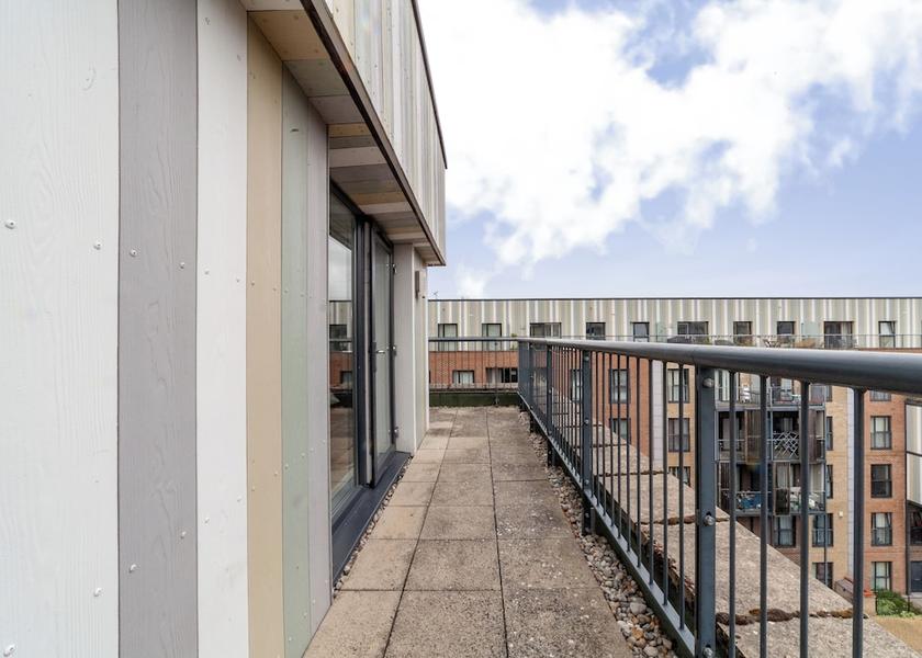 England Romford Property Grounds