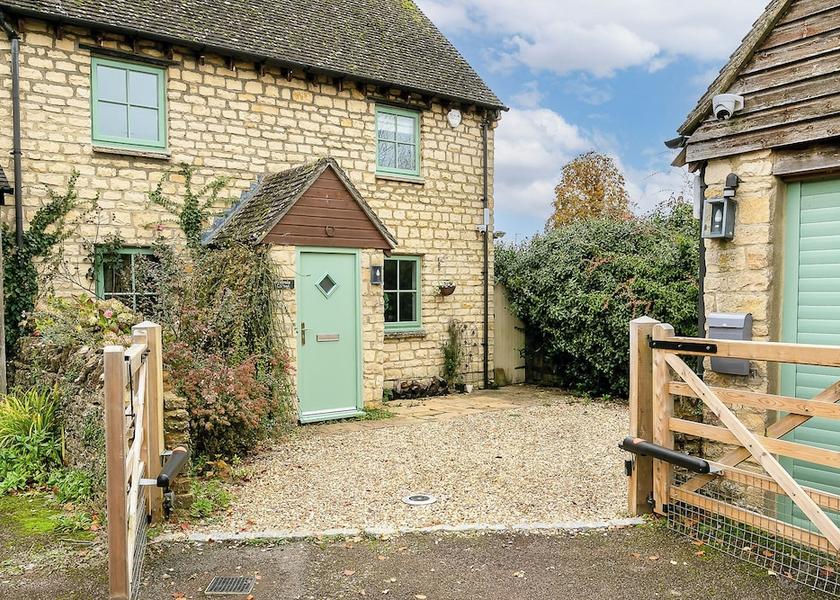 England Chipping Norton Exterior Detail