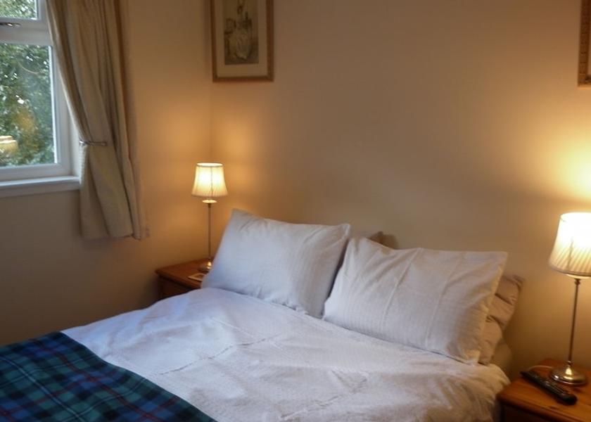 Scotland Dunoon Room