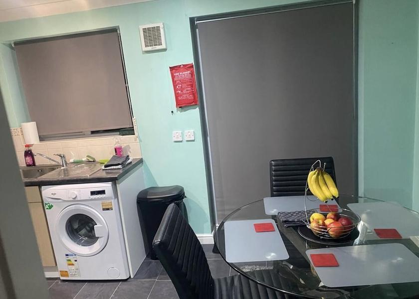 England Oldbury Laundry Room