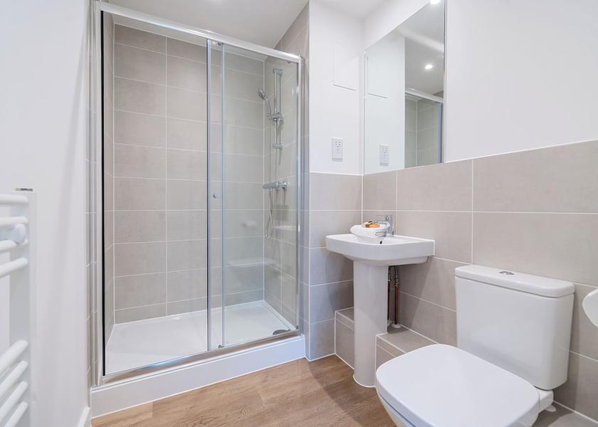 England Walton-on-Thames Bathroom
