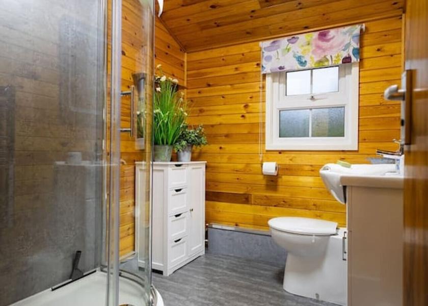 Wales Blaenau Ffestiniog Bathroom