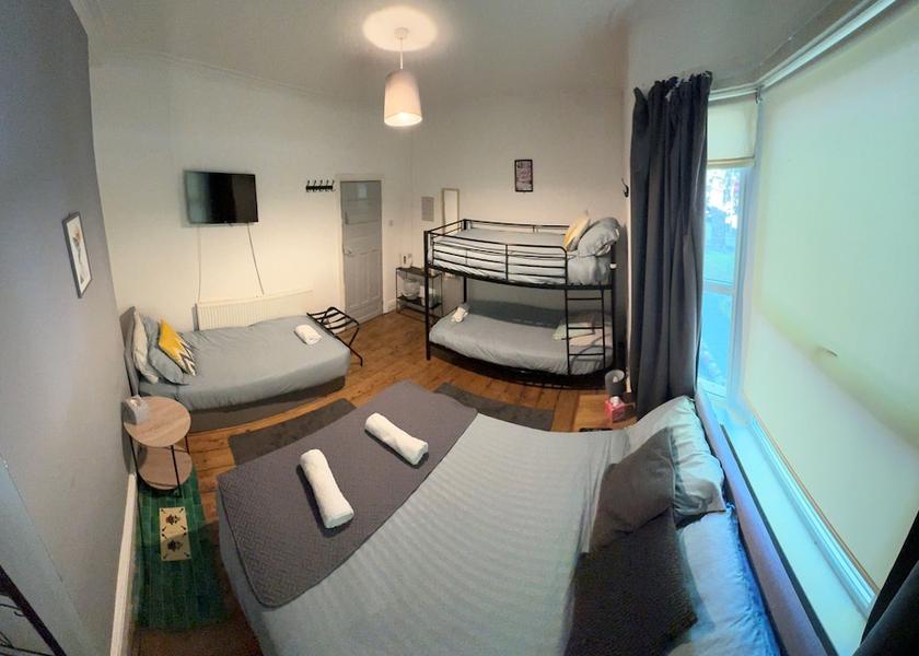 England Liverpool Room