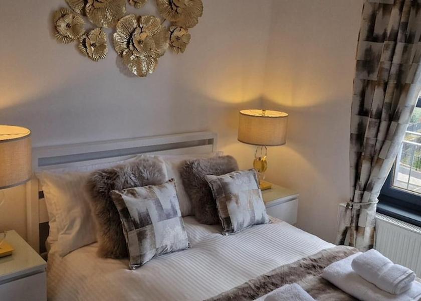 Scotland Kirkcaldy Room