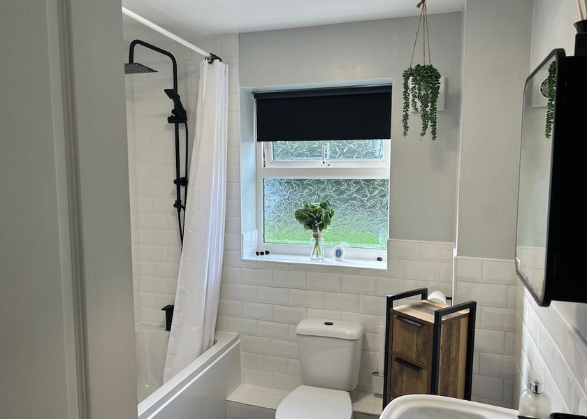 England Bromyard Bathroom