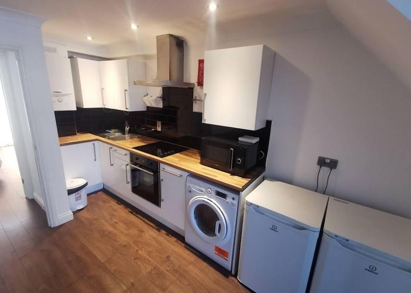 England Romford Kitchen