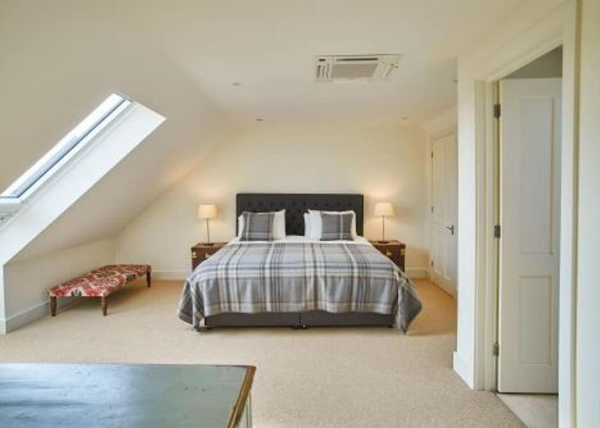 England King's Lynn Room