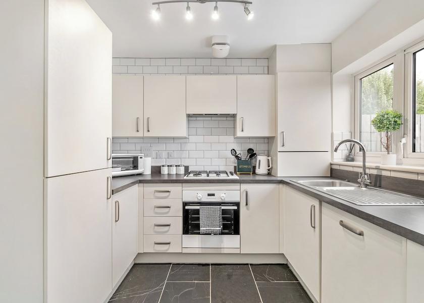 England Ashford Kitchen