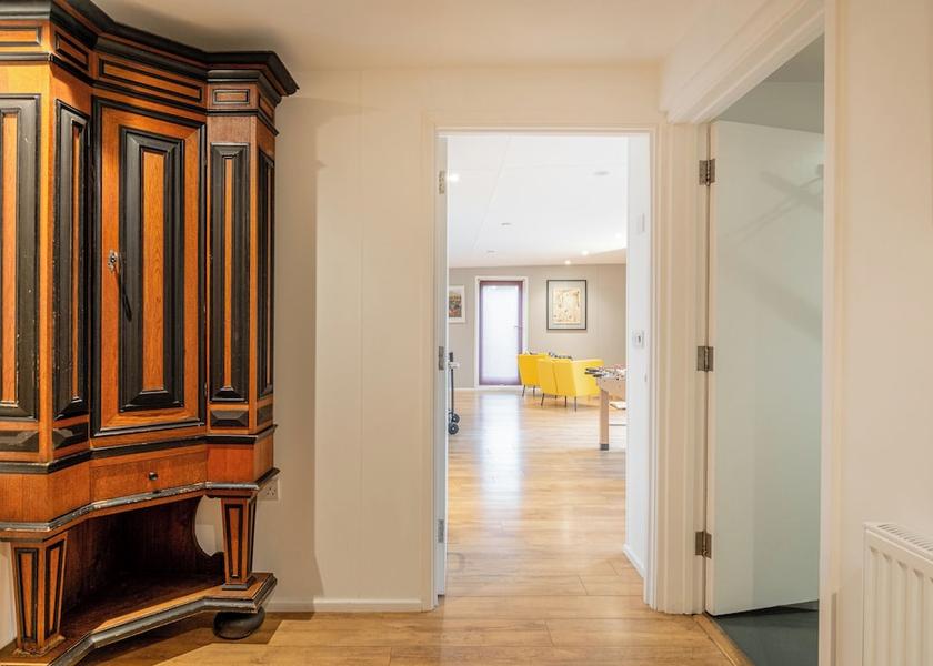 England Pershore Interior Entrance