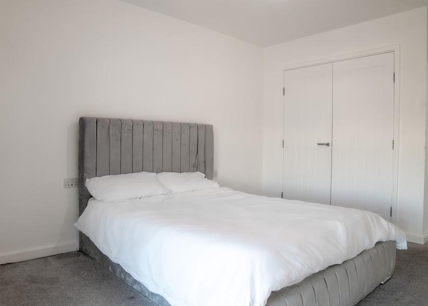 England Barking Room