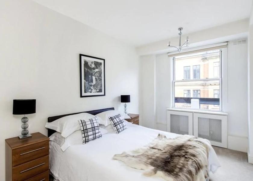 England Wembley Room