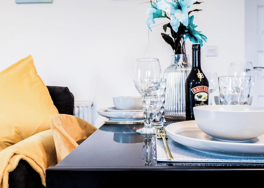 England Dartford Dining Area