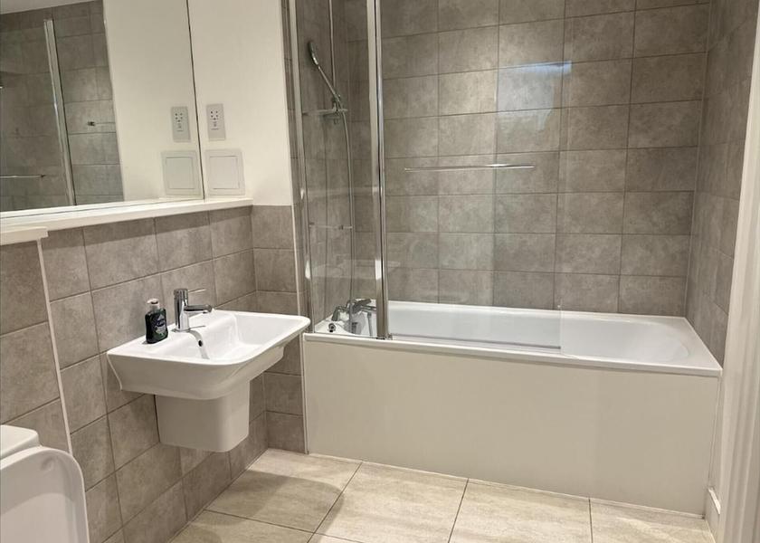 England Barking Bathroom