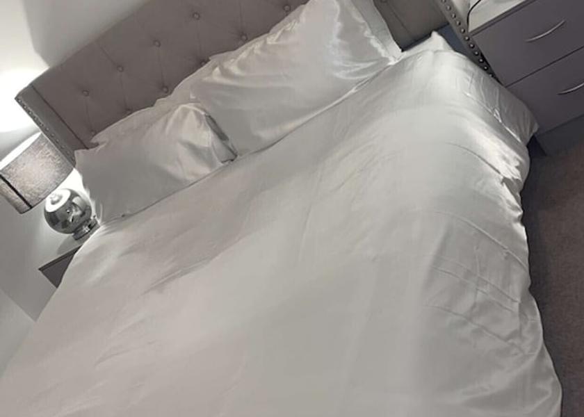 England Barking Room