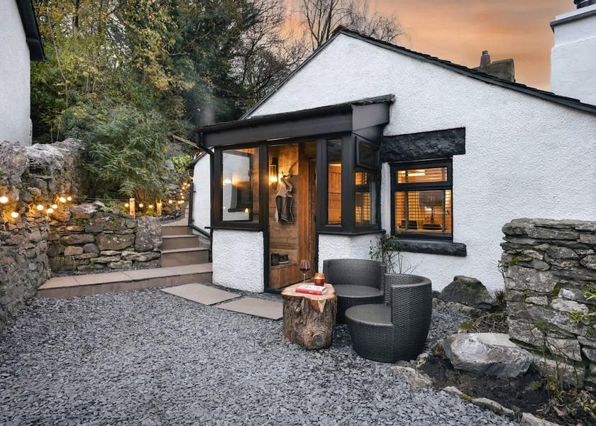 England Grange-over-Sands Room