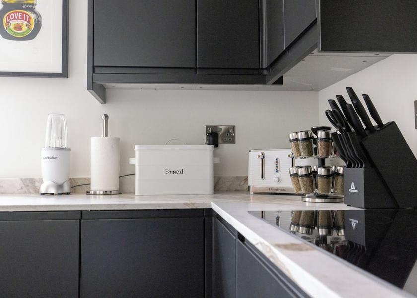 England Belford Kitchen