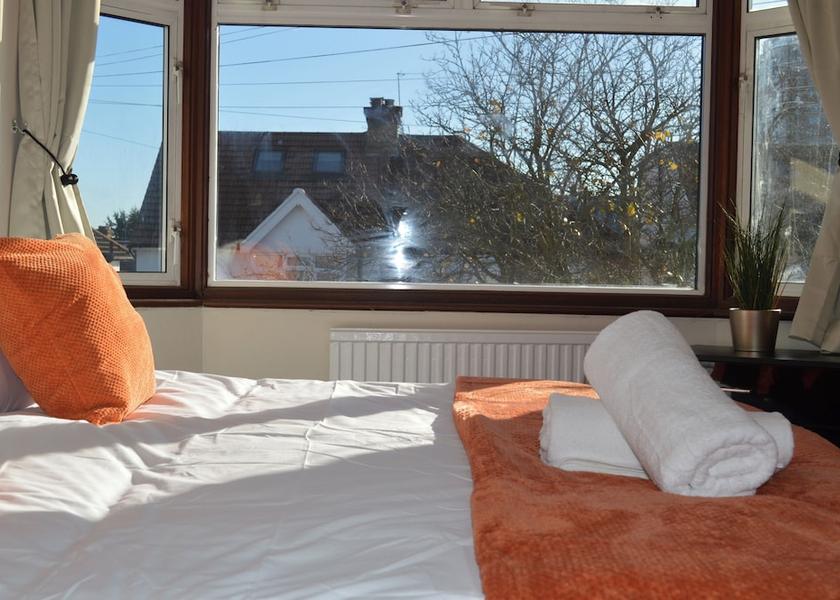 England Edgware Room