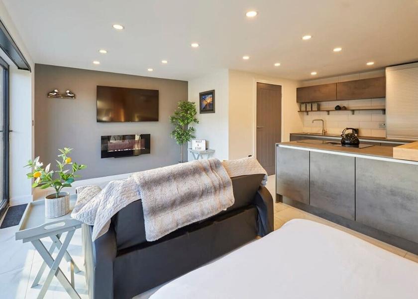 England Holmfirth Room