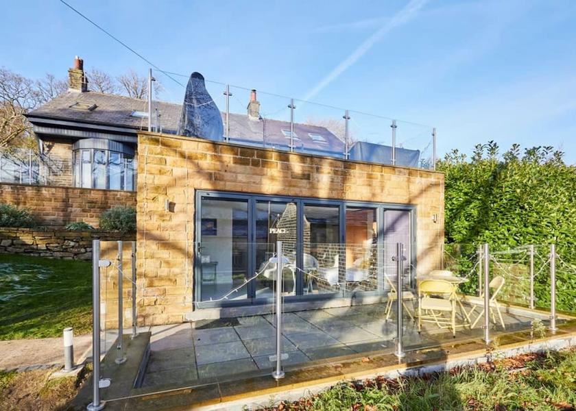 England Holmfirth Room