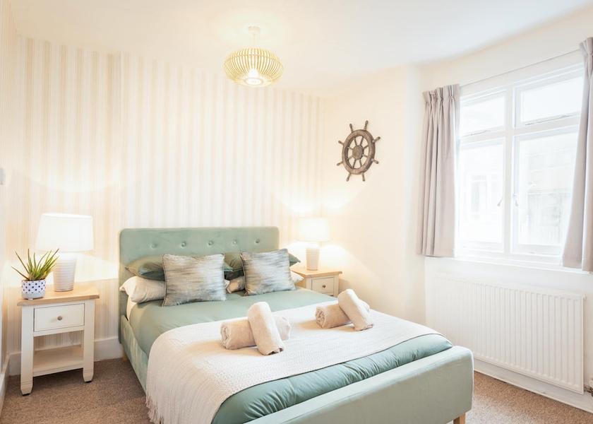 England Lyme Regis Room