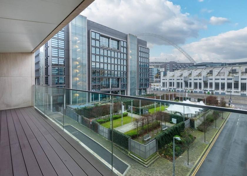England Wembley Room