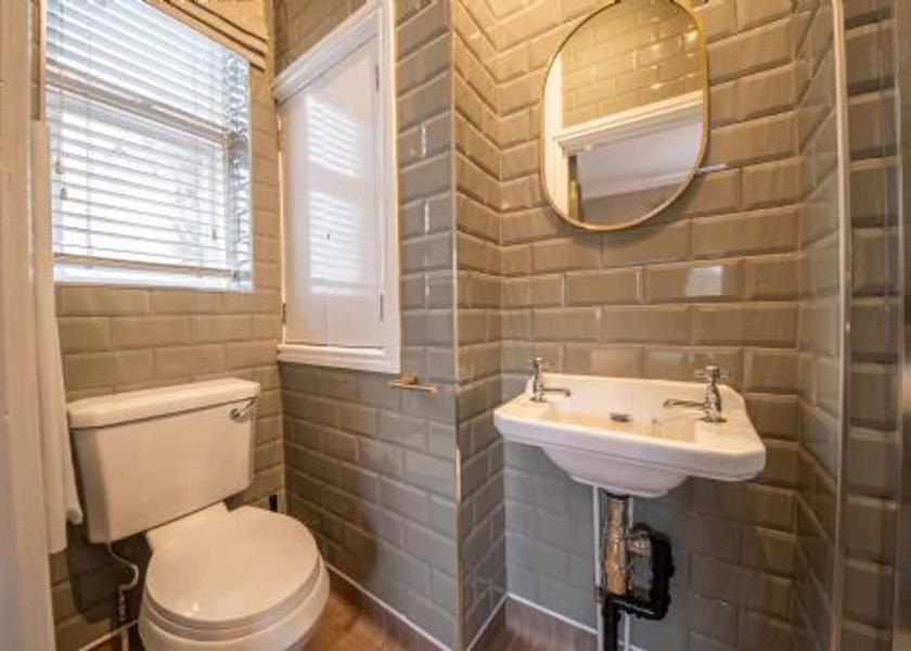 England Hope Valley Room