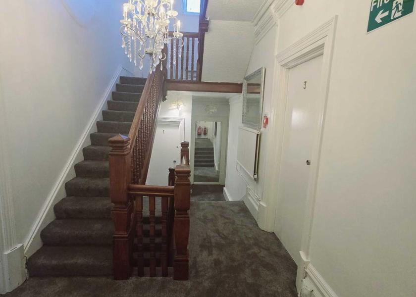 England Maidenhead lobby