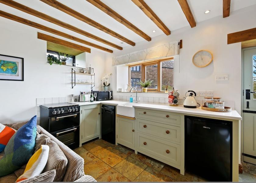 England leek Room