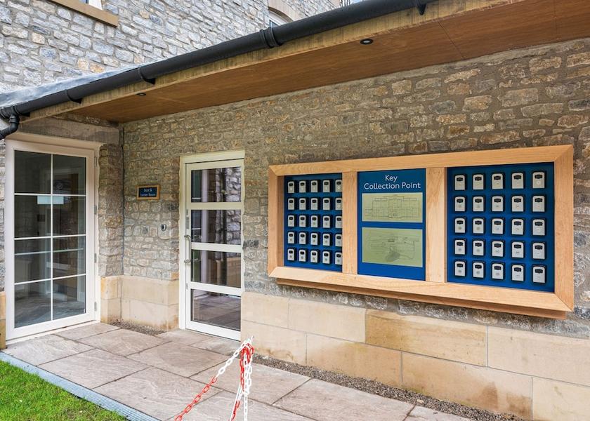 England Hope Valley Room