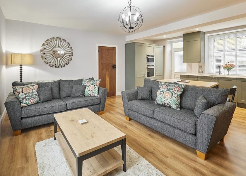 England Belford Room