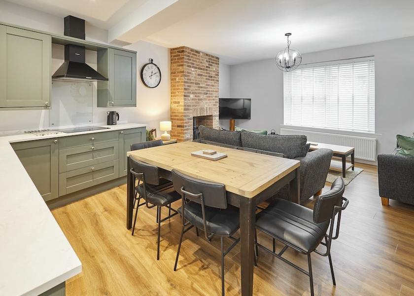 England Belford Room