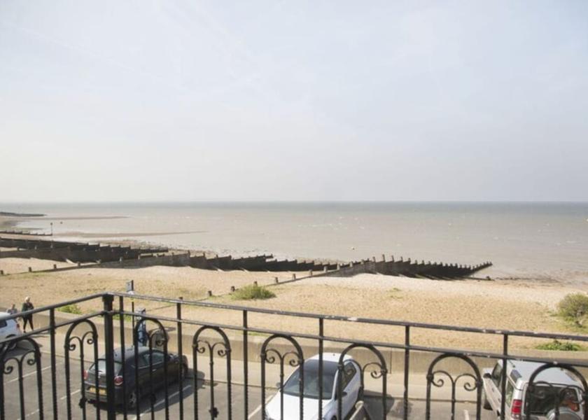 England Whitstable Beach/ocean view