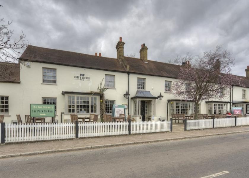 England Kings Langley Exterior Detail